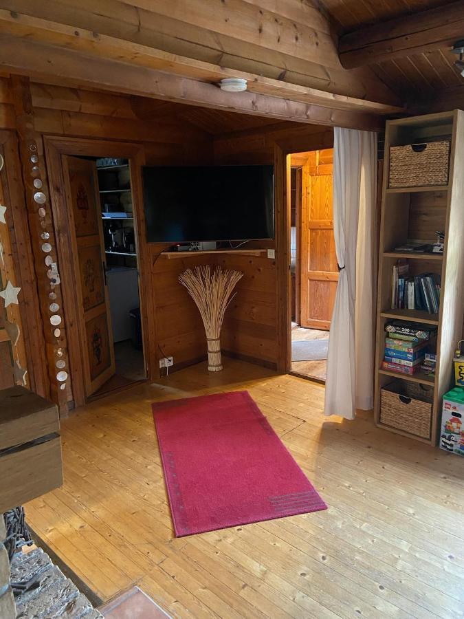 Blockhaus Ferienzauber Villa Bromskirchen Ngoại thất bức ảnh